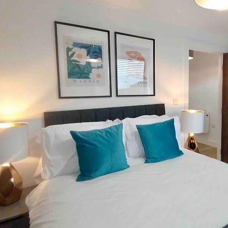 Apartmán Luxury 2 Bed 2 Bath Flat Near Old Trafford Manchester Exteriér fotografie