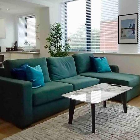 Apartmán Luxury 2 Bed 2 Bath Flat Near Old Trafford Manchester Exteriér fotografie