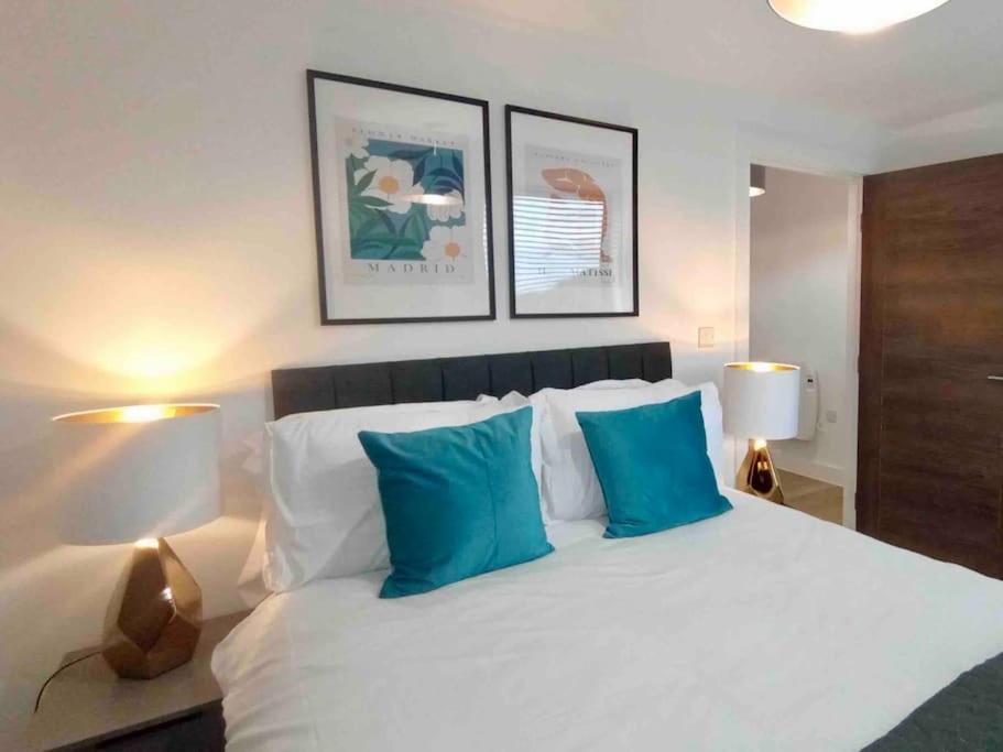 Apartmán Luxury 2 Bed 2 Bath Flat Near Old Trafford Manchester Exteriér fotografie